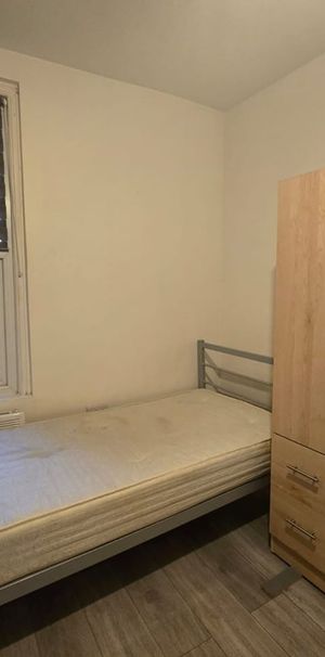 Studio Flat, Fairview Road, N15 - Photo 1