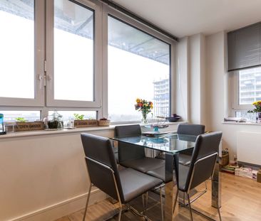 2 bedroom apartment to rent - Photo 2