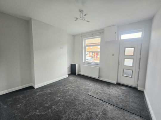 2 bed Terraced - To Let - Photo 1