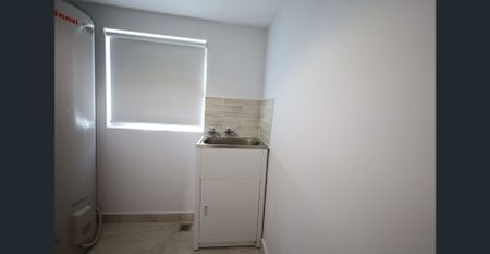Fully renovated 3 bedroom home- available now - Photo 3