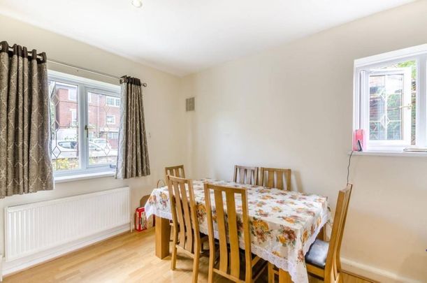 3 bedroom barn conversion to rent - Photo 1