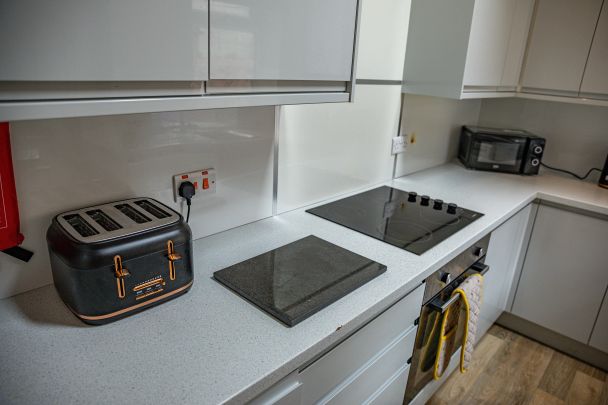 Guest Road, Sheffield, S11 - Photo 1