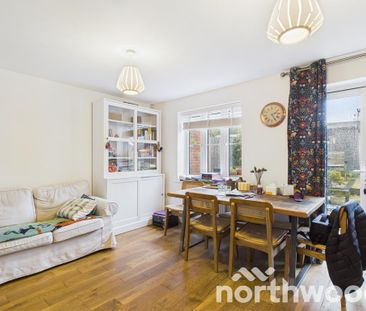 2 bedroom terraced house to rent - Photo 3