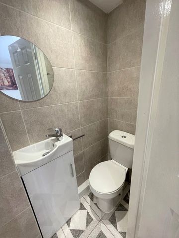 61 Laurel Road, Handsworth Wood, Birmingham, B21 9PB - Photo 3