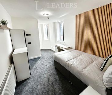 7 bedroom flat to rent - Photo 5