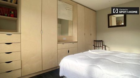 Room in a shared 5-bedroom flat for rent in Rathfarnham - Photo 5