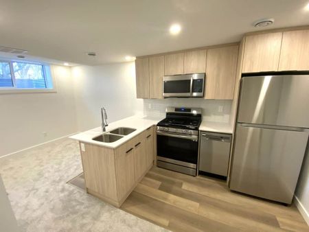 Edmonton Unfurnished townhouse Rental in Forest Heights - Brand NEW Lower Level Suite On Quiet Mature Street - Photo 5