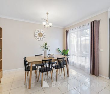 MODERN, ELEGANT & SPACIOUS!! - Photo 2