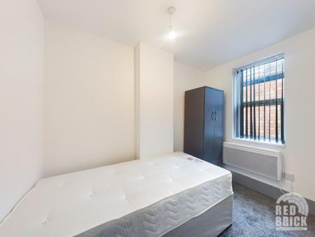 1 bedroom in a house share to rent - Photo 3