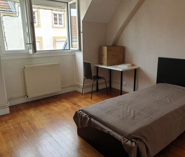 Location Appartement 4 pièces Meublé 66m² LE CREUSOT 71200 - Photo 4