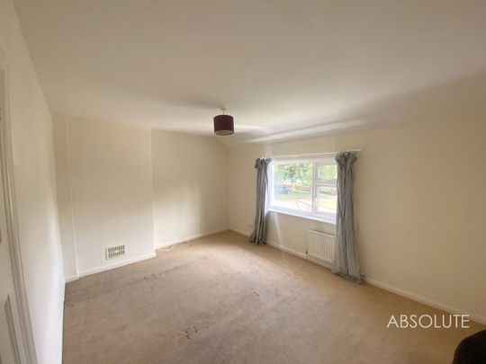 3 bed semi-detached house to rent in Dorchester Grove, Torquay, TQ2 - Photo 1