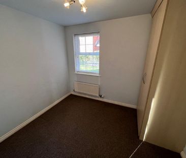 Whitworth Avenue, Hinckley - Photo 4