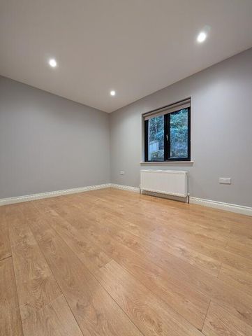 South Promenade, Newcastle, BT33 0EY - Photo 2