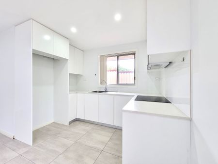 Charming, Comfortable and Convenient - Photo 2