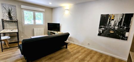 Location Appartement 2 pièces 39m² GONFARON 83590 - Photo 2