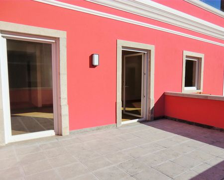 Duplex apartment with terrace in the Centre of Cascais - Photo 5