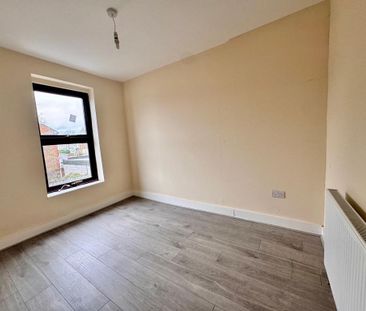 4 bedroom terraced house to rent - Photo 4