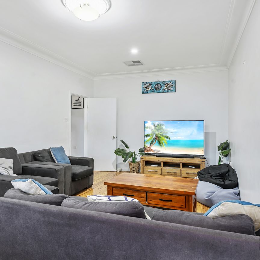 4 Nancy Street, TAMWORTH NSW 2340 - Photo 1