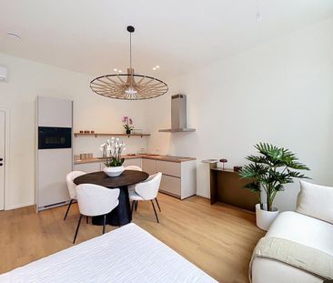 Cinquantenaire - Stunning renovated and furnished studio - Photo 3