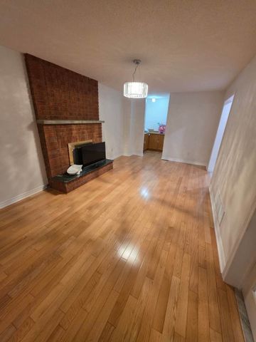 For Lease - 31 Goldhawk Trail, Toronto, Ontario - Photo 3