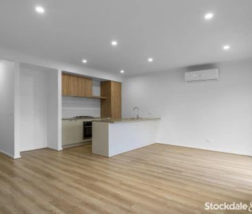 “Brand-New 4-Bedroom Townhouse in Grand View Estate” - Photo 3