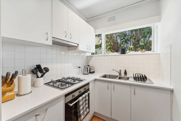 6/55 Northcote Road, Armadale. - Photo 1