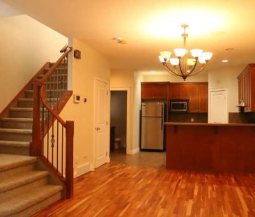 Pristine & Move-In Ready: Modern Windsor Park Family Home | 3 Bed, ... - Photo 1