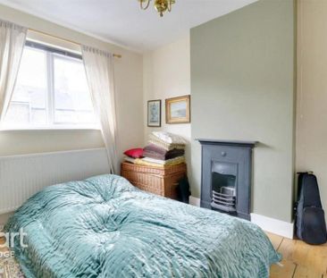 3 bedroom terraced house to rent - Photo 6