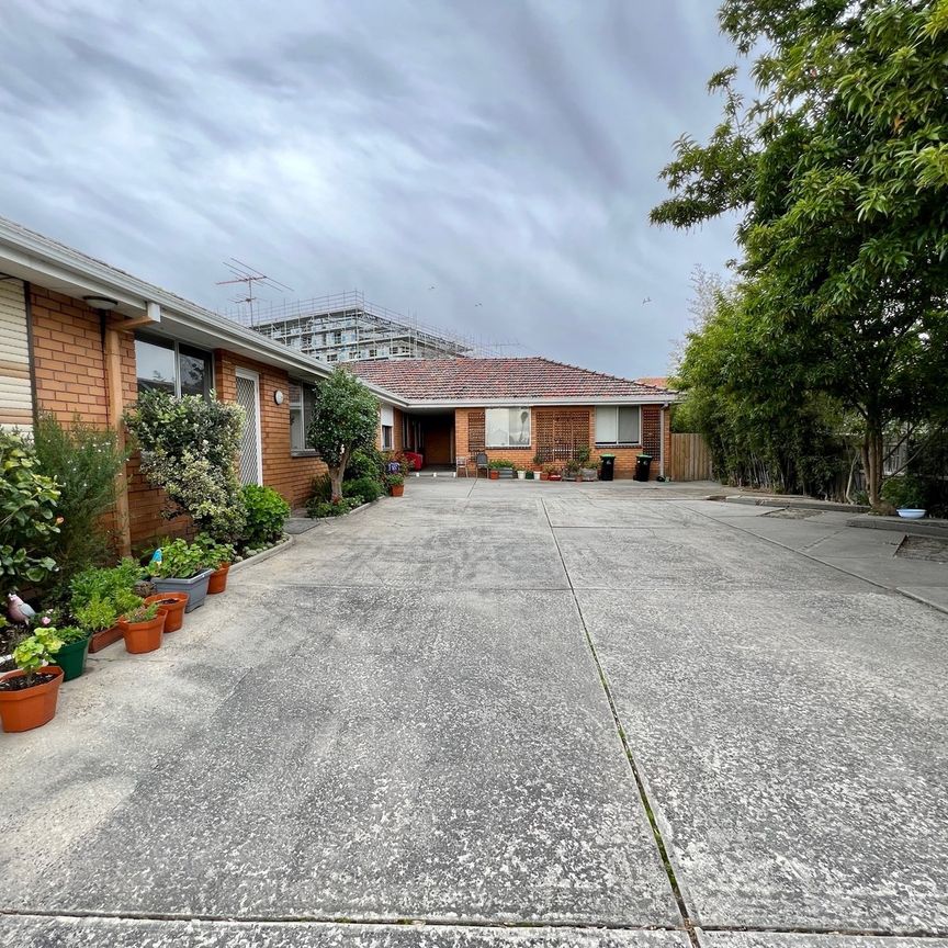 4/229 Gower Street, Preston VIC 3072 - Photo 1