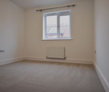 Skylark Way, Exmouth - Photo 2