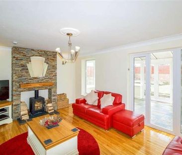 Ffordd Y Parc, Litchard, Bridgend, CF31 - Photo 1