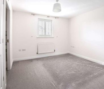 Winchcombe Gardens, South Cerney, GL7 - Photo 4