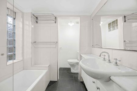 14 Leswell Street Bondi Junction - Photo 3