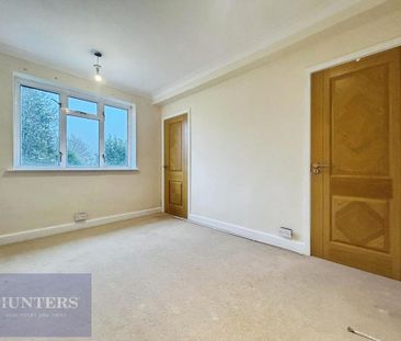4 bedroom detached house to rent - Photo 6