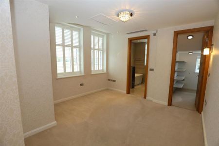 3 bedroom apartment to rent - Photo 4