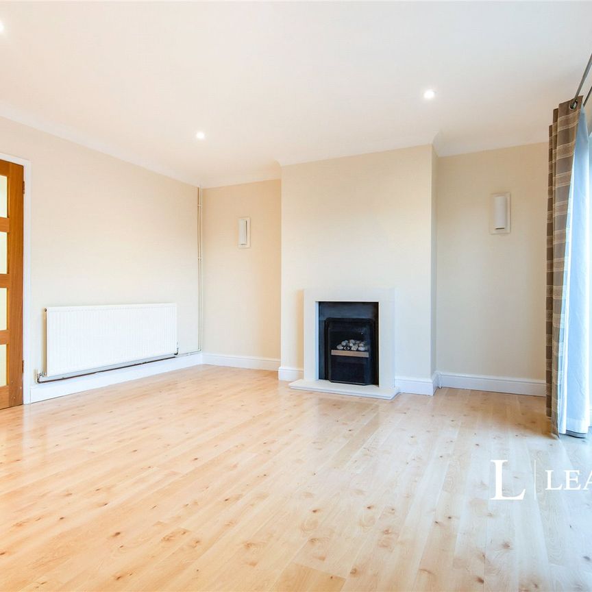 3 bedroom maisonette to rent Hitchin Road, Shefford, Bedfordshire, SG17 - Photo 1