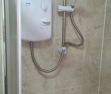 Room in a Shared House, Aldbourne Road, CV1 - Photo 1