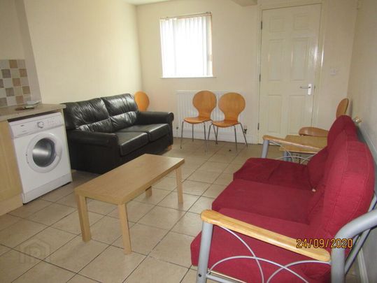 Unit 4, 71 Fitzroy Avenue, Belfast, BT7 1HT - Photo 1