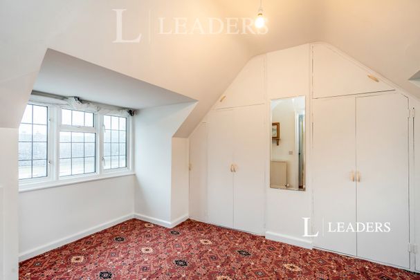 2 bedroom cottage to rent The Courtyard, Court Cottage, Fish Lane, Bognor Regis, West Sussex, PO21 - Photo 1