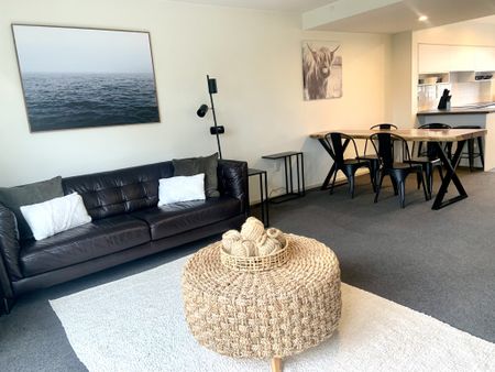 City Centre, 3 bedrooms - Photo 2