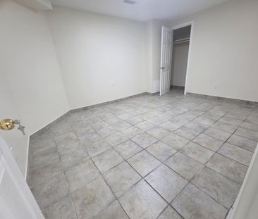 For Lease - 3158 Avalon Drive Unit# Lower, Mississauga, Ontario - Photo 4