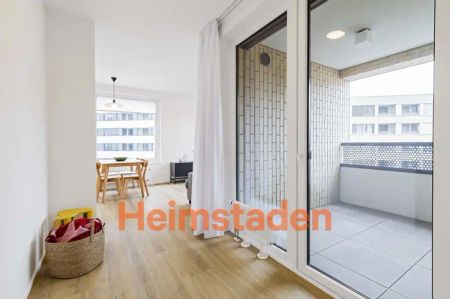 Pronájem bytu 2+kk 48 m - Fotografie 2