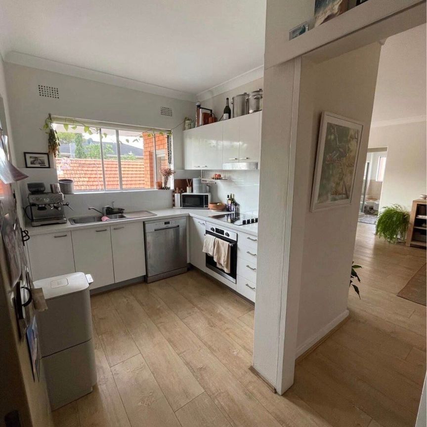 Bondi Beach - Photo 1