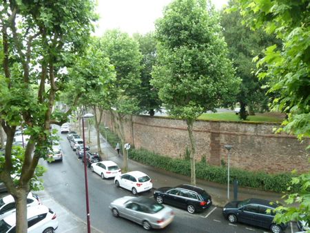 Location Appartement 1 pièce 36m² - Photo 4