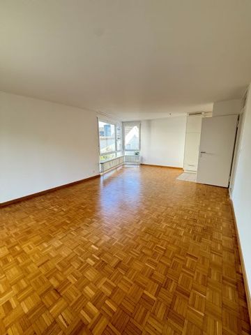 2.5 Zimmer, 2. Stock - Photo 2