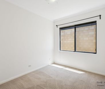 Low maintenance 3 bedroom in Nollamara - Photo 5