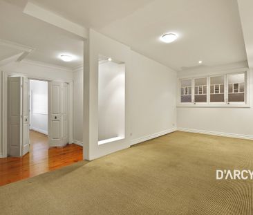 36 MOUNTJOY ST - Photo 2