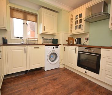 2 bedroom apartment to rent - Photo 4