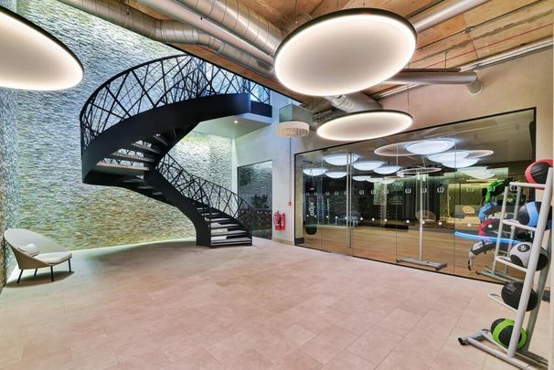 Studio to rent - Photo 1