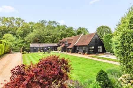 6 bedroom barn conversion to rent - Photo 3